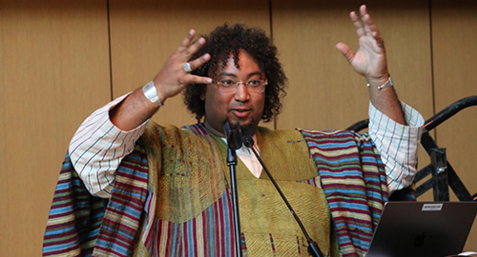 Oludamini at Symposium 