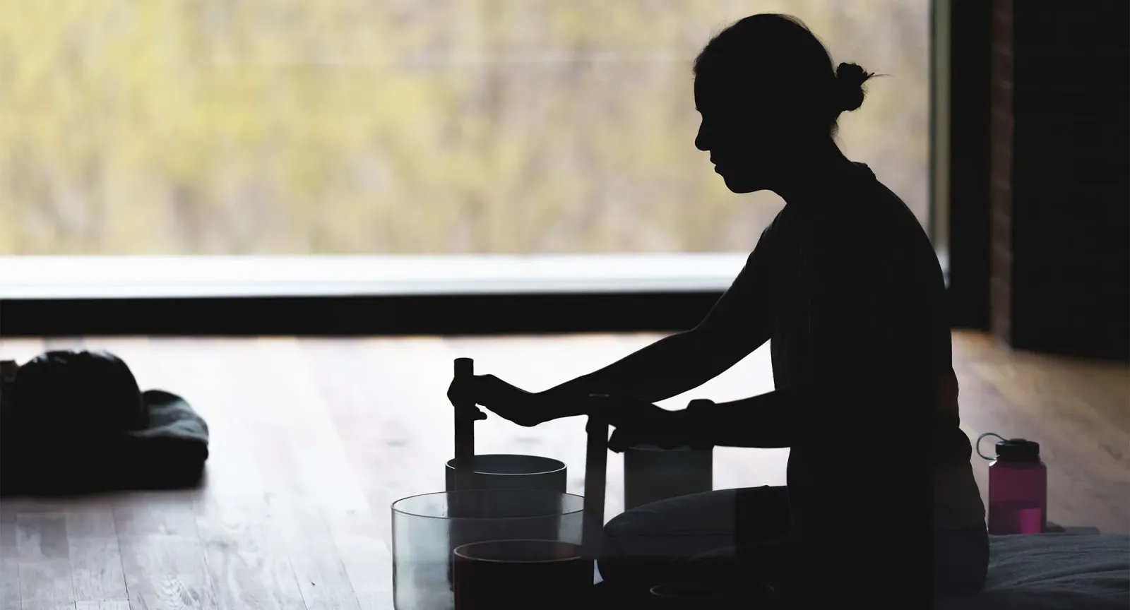 Local sound practitioner Karianne Michelle leads 45-minute sound baths on Fridays as part of UVA’s Friday Rest Fest. (Photo by Lathan Goumas, University Communications)