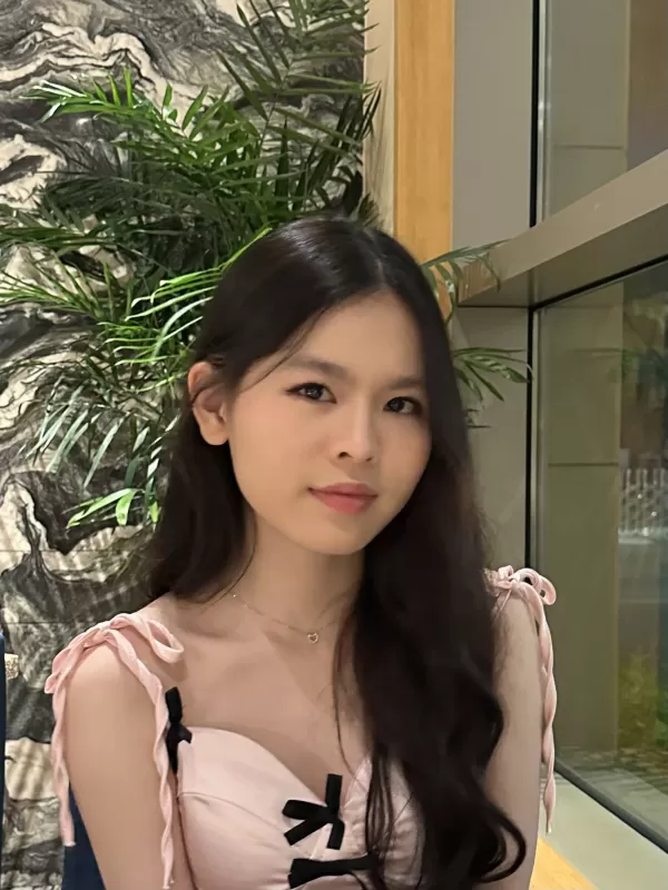 Olivia Do Headshot