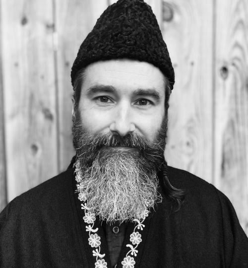 Headshot of Pir Zia Inayat Khan