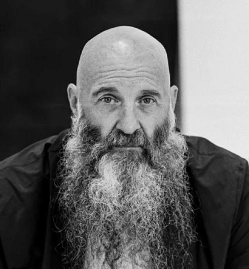 Headshot of Wolfgang Buttress