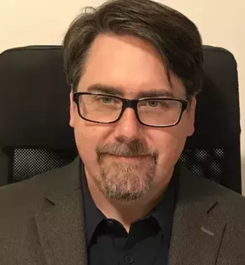 Headshot of James Gentry