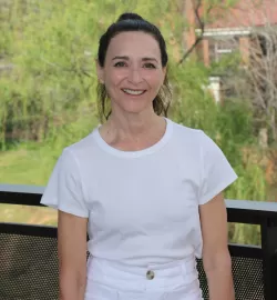 Monica Gullickson headshot