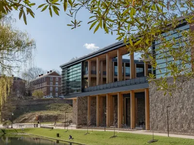 The Contemplative Commons from across the Dell
